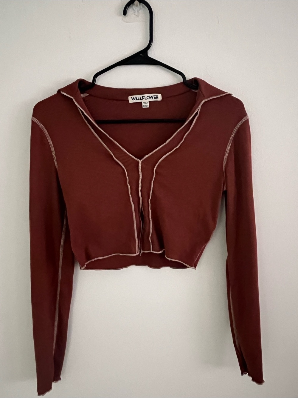 Wallflower Chocolate Rust Cropped Long-Sleeve Top
